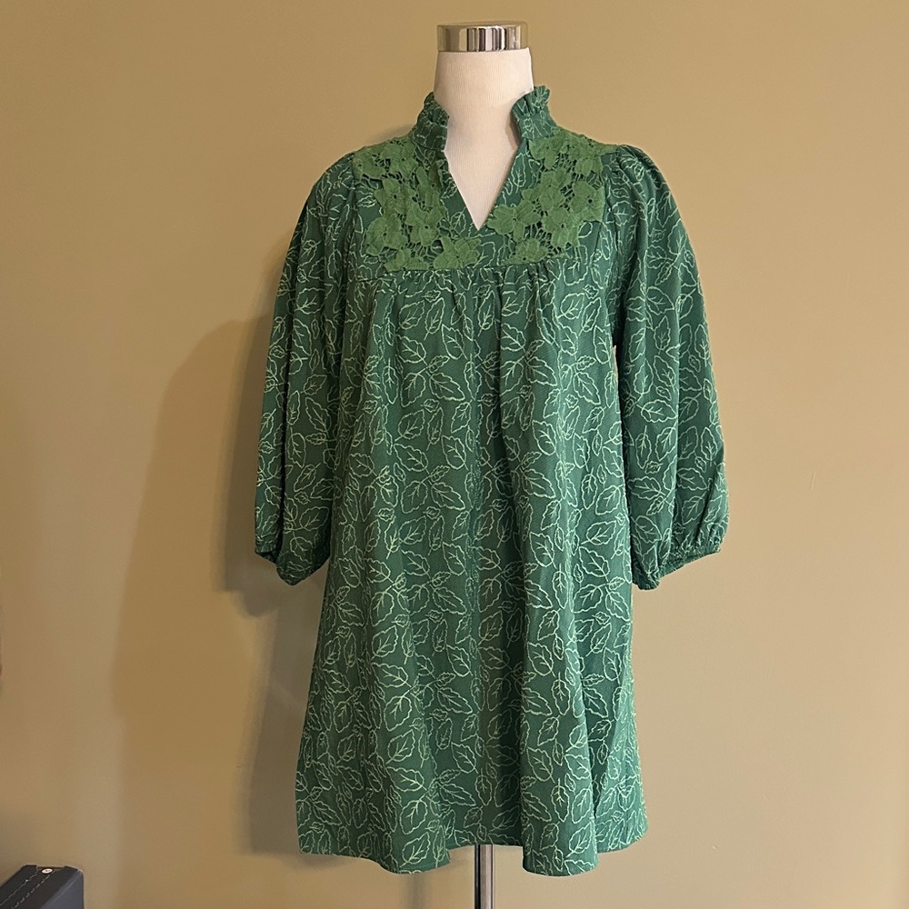 Elegant Green Lace Women's Dress